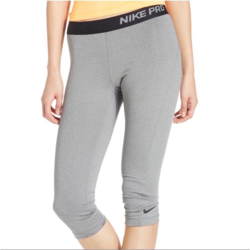 Nike Pro Crop Leggings